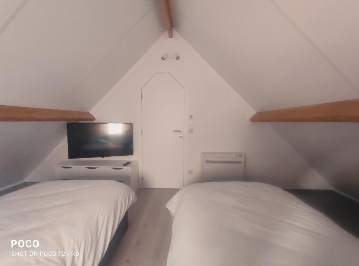 Vakantiewoning Polderhuis 10, Airco En Verwarming In Alle Kamers, Prive Parkeerplaats En Afgesloten Tuin Koksijde Ngoại thất bức ảnh