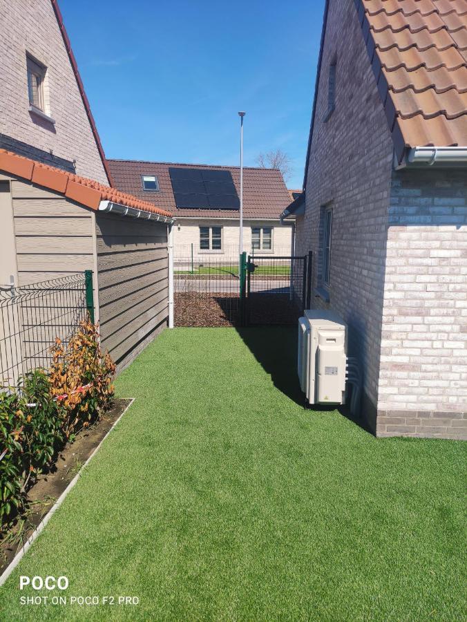 Vakantiewoning Polderhuis 10, Airco En Verwarming In Alle Kamers, Prive Parkeerplaats En Afgesloten Tuin Koksijde Ngoại thất bức ảnh