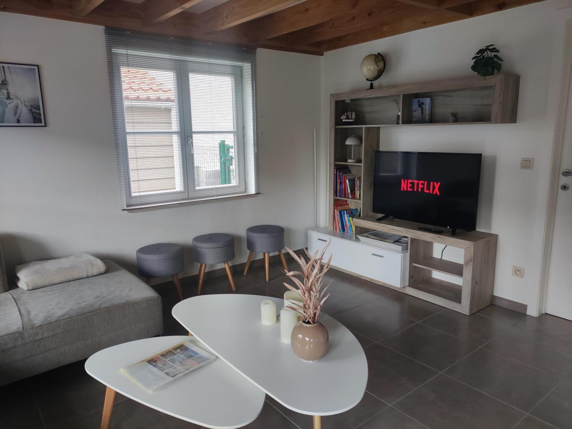 Vakantiewoning Polderhuis 10, Airco En Verwarming In Alle Kamers, Prive Parkeerplaats En Afgesloten Tuin Koksijde Ngoại thất bức ảnh