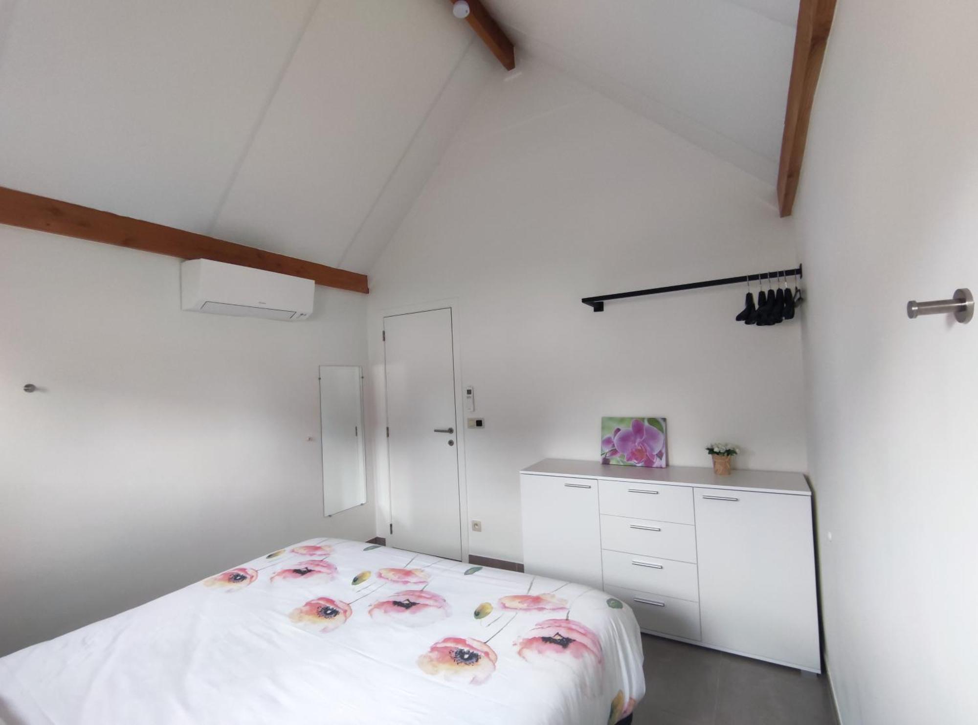 Vakantiewoning Polderhuis 10, Airco En Verwarming In Alle Kamers, Prive Parkeerplaats En Afgesloten Tuin Koksijde Ngoại thất bức ảnh